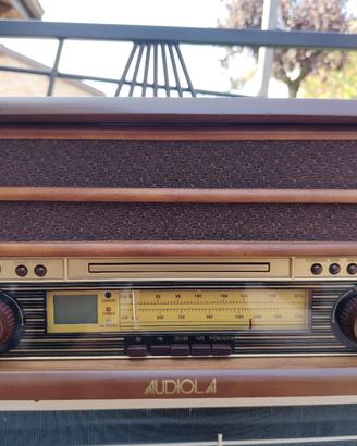 Audiola stereo con cd, musicassette e dischi