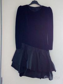 Vestito nero in velluto (517)