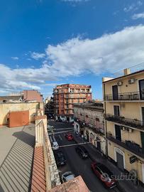 Trilocale con terrazza di 44 mq sempre soleggiata