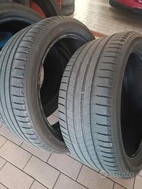 Bridgestone estive 245 40 19