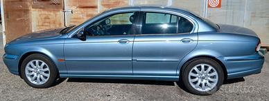 Jaguar X-Type 2.5 V6 Executive