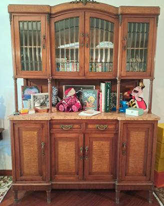 Credenza