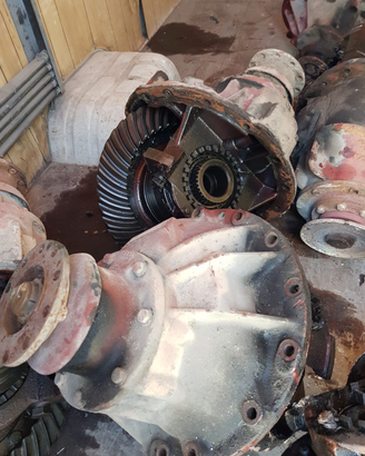 Differenziali per Autocarri iveco 190 , 180