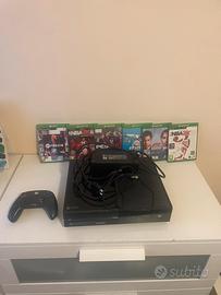 xbox one con controller e giochi