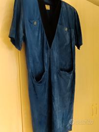 vestito in pelle scamosciata