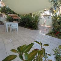 Appar. c/Giardino arredato indipendente 50mt mare
