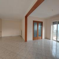 Appartamento con spazio esterno