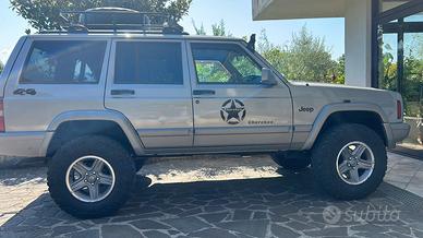 Jeep cherokee xj autocarro