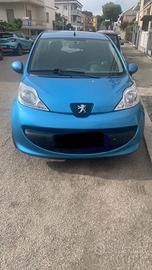 Peugeot 107 - 2005