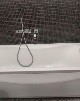 Vasca da bagno in resina