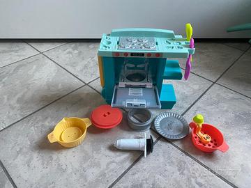 Gioco forno con il pongo