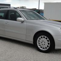 MERCEDES-BENZ SW famigliare pneumatica post