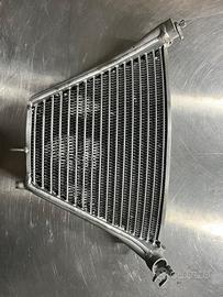 Radiatore olio h2o per Yamaha r1 dal 2018