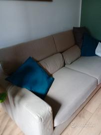 divano poltrone sofà vedesi  100euro