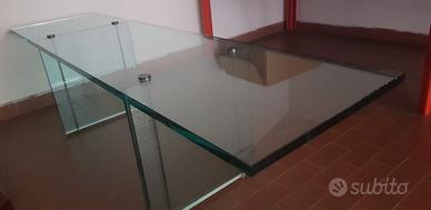 tavolino in cristallo di design, alta qualità