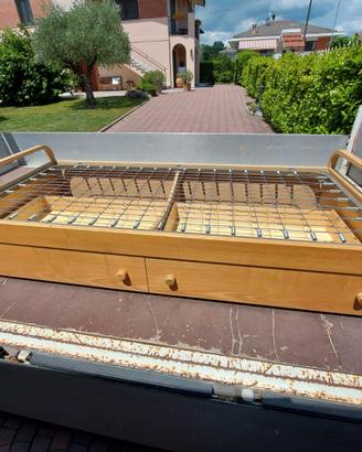 Letto contenitore e scrivania cameretta