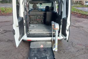 Fiat DOBLO 1.6 mjt ATTR TRASP HANDYCAP 45.000 KM!!