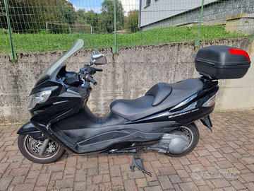 Suzuki burgman 400