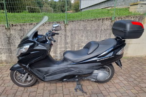 Suzuki burgman 400