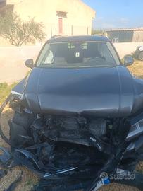 Tiguan 2018 incidentato