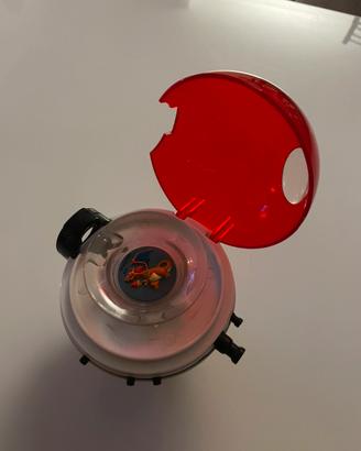 Pokeball spara biglie