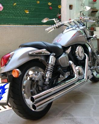 Kawasaki VN 1500 Mean Streak (2003) - Accessoriata
