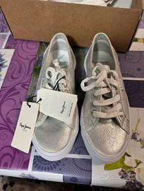 Scarpe da donna sportive nuove di Pepe jeans.