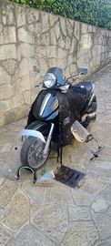 Beverly Piaggio 500