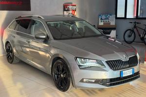 Skoda Superb 2.0 TDI DSG Wagon Style