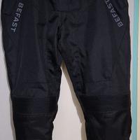 pantaloni taglia M