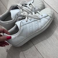 Adidas superstar