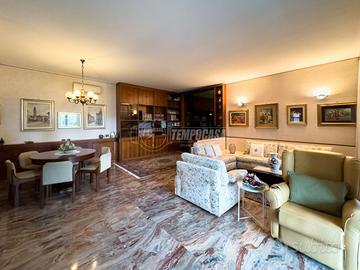 VILLA SINGOLA SU UNICO LIVELLO LIBERA SUBITO!