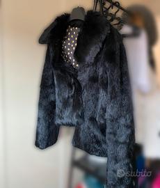 pelliccia eco nera corta elegante- giacca morbida