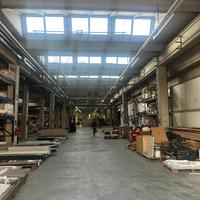 Capannone di 10.000 mq v.ze silea