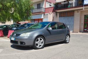 VW Golf 5 2.0 140cv in ottimoo statoo..