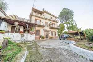 MULTILOCALE A ZAGAROLO