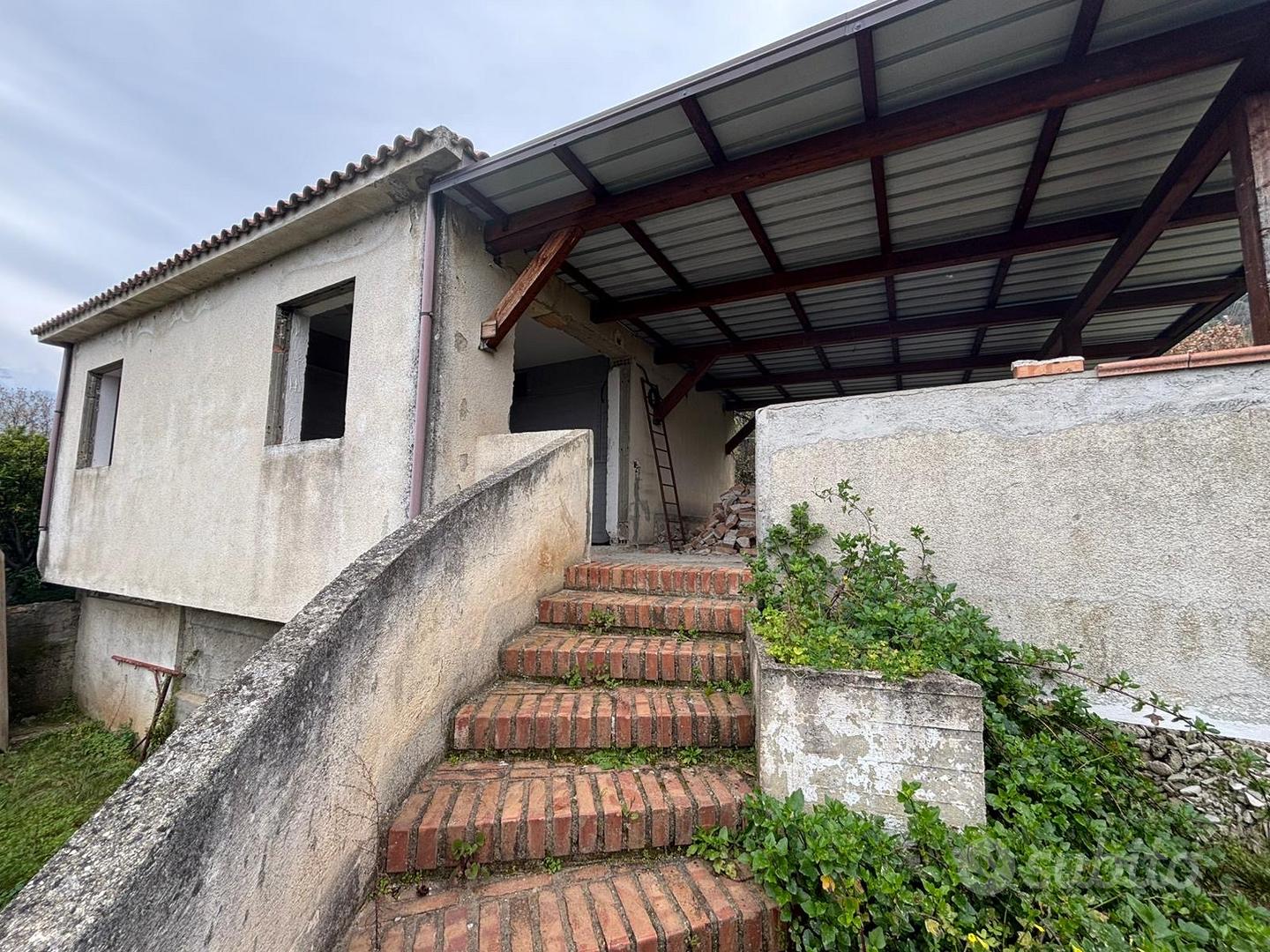 Villetta indipendente con terreno gallina - Vista 6