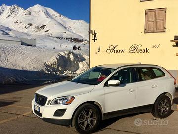 Volvo xc60 AWD KINETIC
