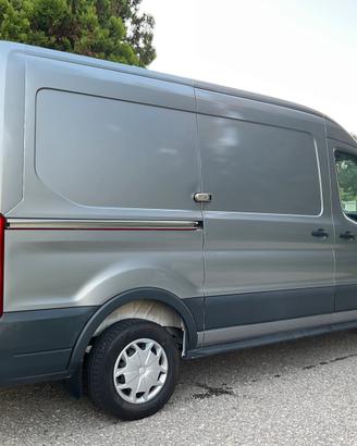 Noleggio Furgone con e senza conducente