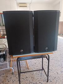 Coppia MACKIE Thump 15A casse attive 15" 1300W