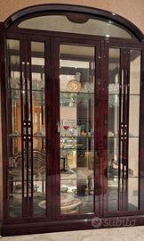 Vetrina in palissandro e cristallo