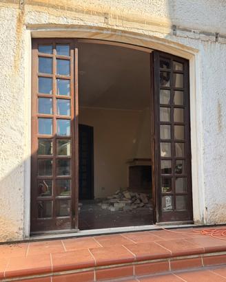 Porta battente interna esterna