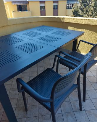 Tavolo + 4 sedie da giardino Nardi 