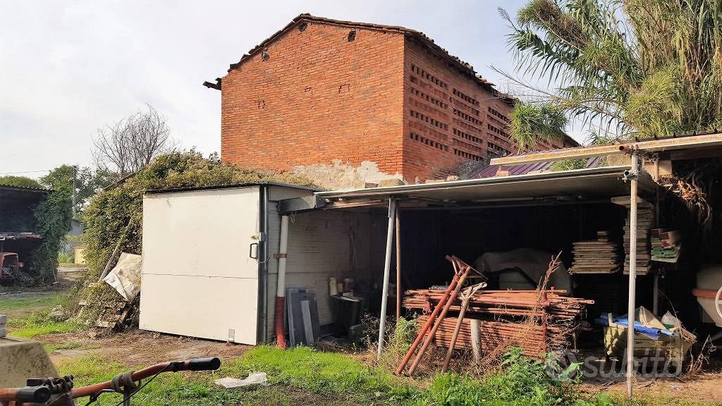 Rustico / Casale di 135 m² a Ponte Buggianese - Vista 4
