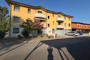 3 LOCALI A POVIGLIO