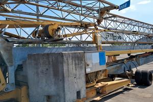 Acquistiamo gru a torre e automontanti