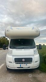 Camper mansardato 6 posti Rimor Trimarano 5 garage