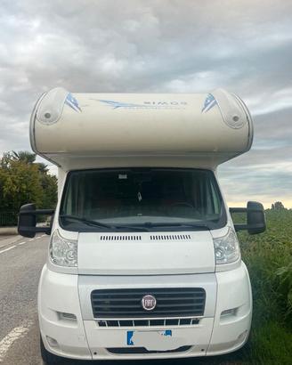 Camper mansardato 6 posti Rimor Trimarano 5 garage