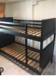 letto a castello marrone scuro 