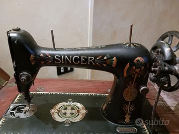 Macchina da cucire Singer anni ’60